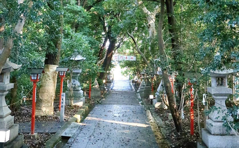 越木岩神社