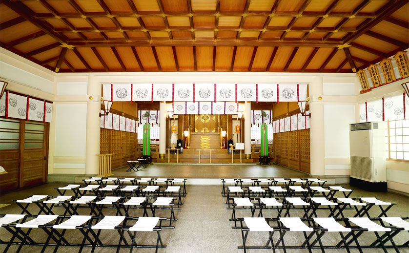 坐摩神社